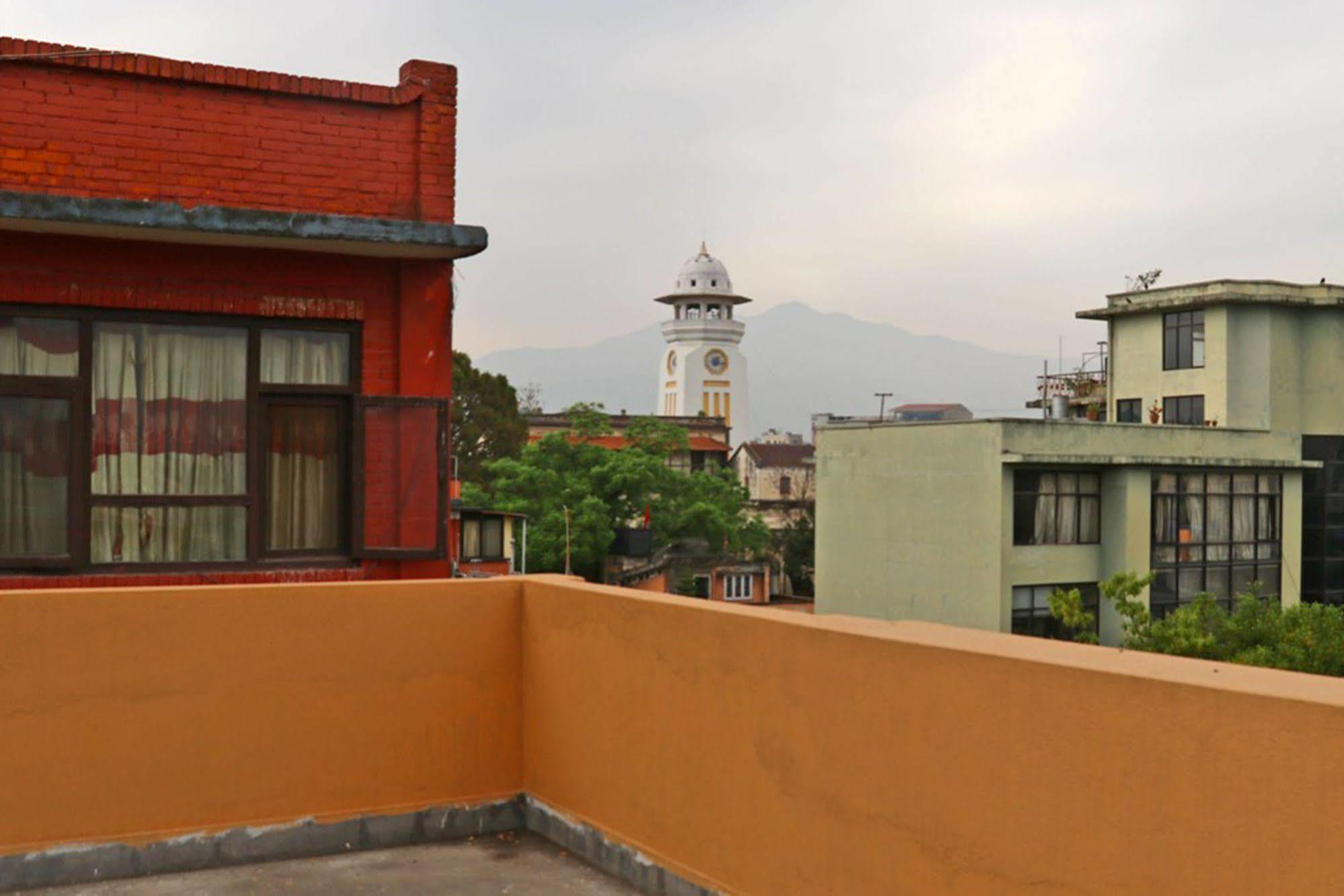 Hotel Holiday Taj Katmandu Eksteriør billede